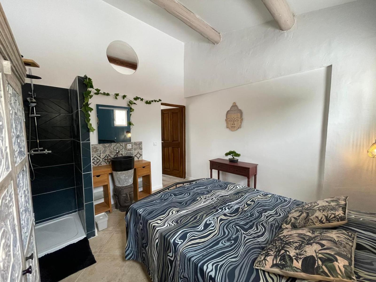 Aparthotel La Casa Bella à Gignac-la-Nerthe Extérieur photo