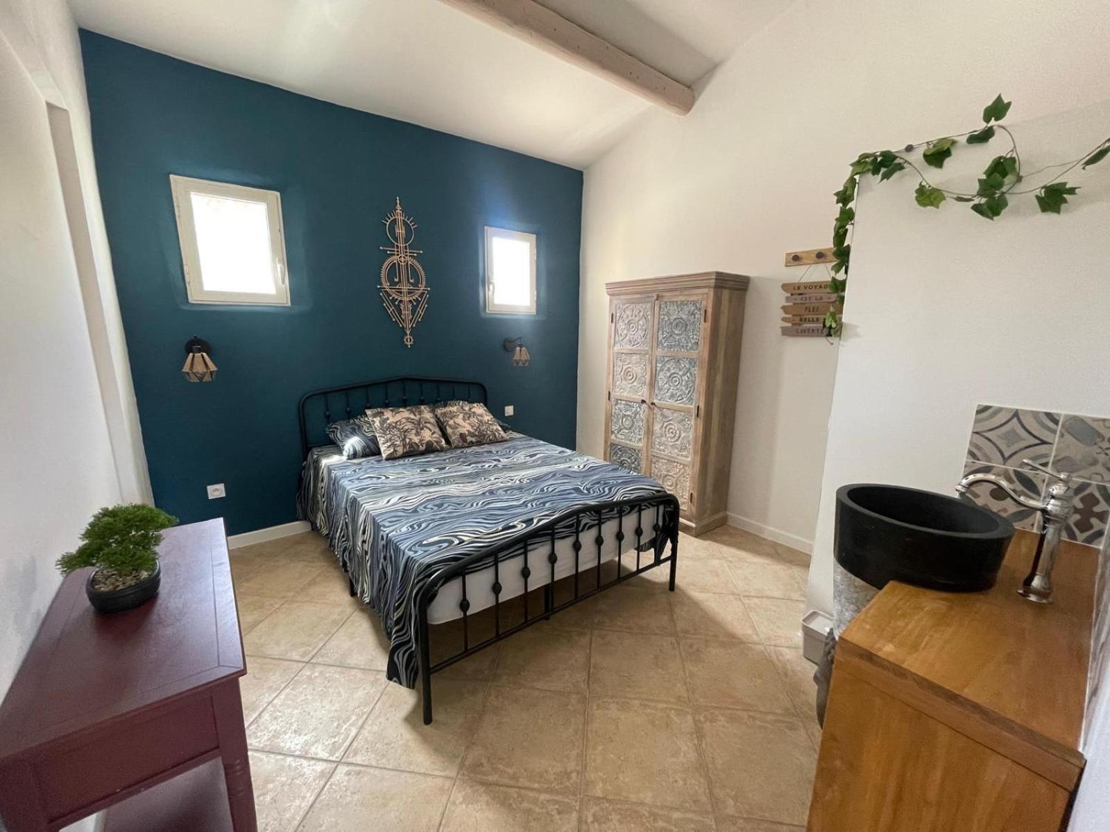 Aparthotel La Casa Bella à Gignac-la-Nerthe Extérieur photo
