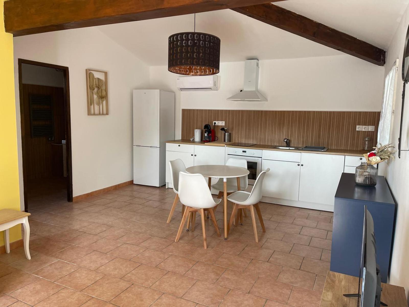Aparthotel La Casa Bella à Gignac-la-Nerthe Extérieur photo